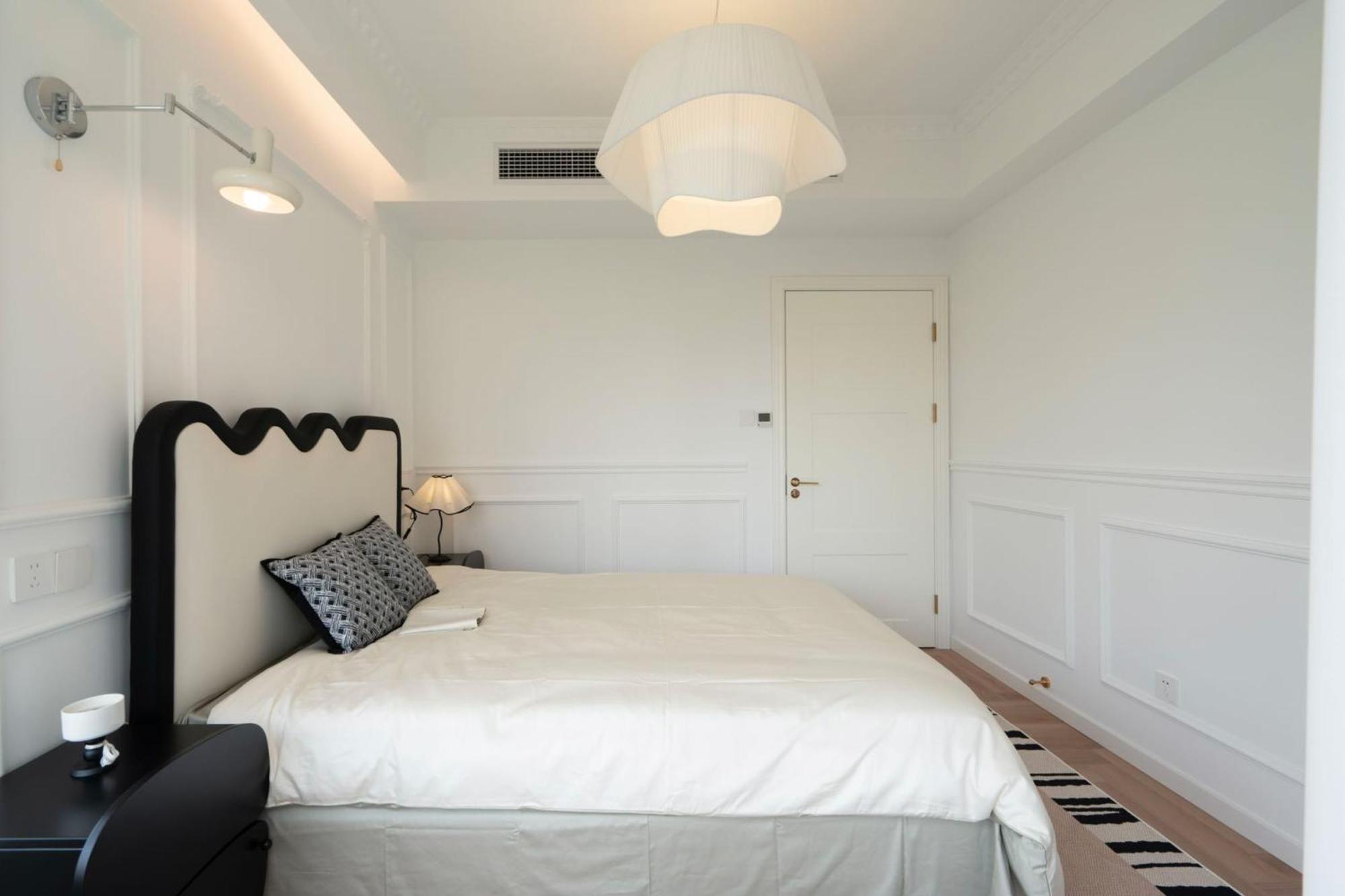 Eastern Hub - Bund Branch French Chic 3-bedroom Near Xintiandi Haiyue Garden Appartement